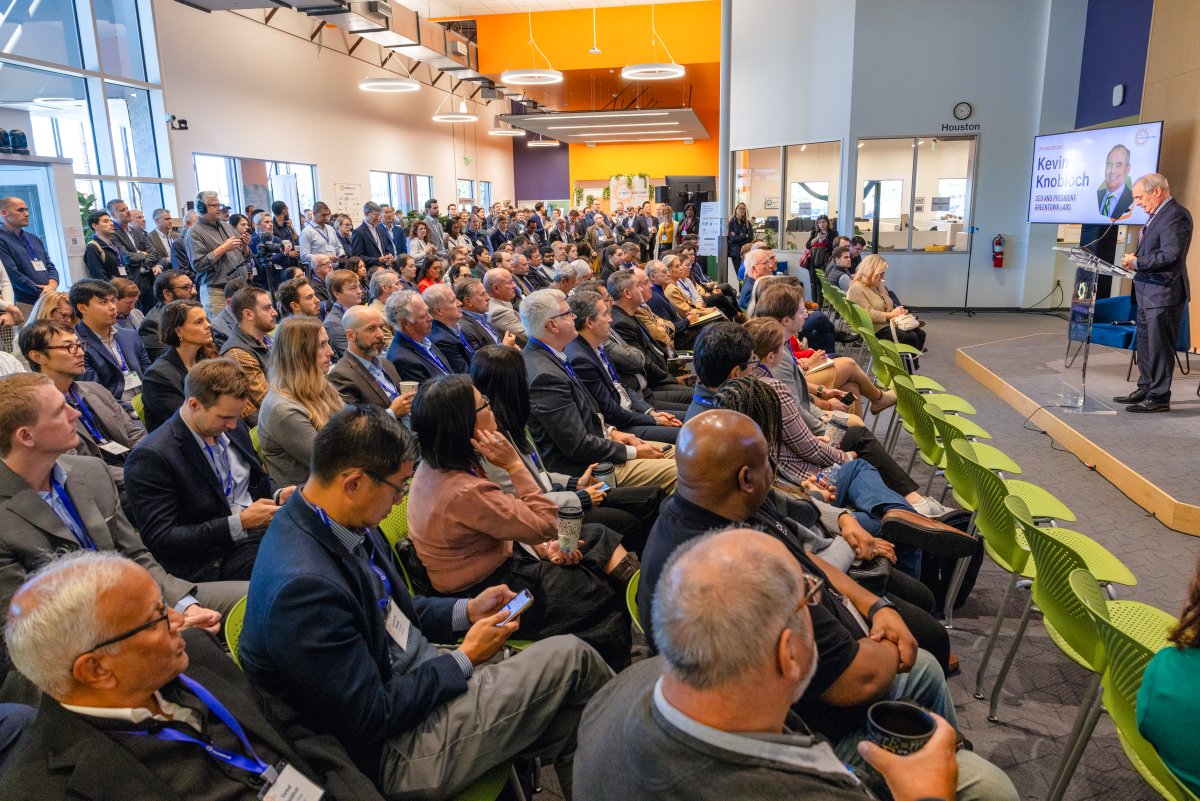 GreentownLabs's tweet photo. Thank you to all who joined us at Greentown Houston for #ClimatetechSummit! 

And thanks to our event sponsors @EnviroLeagueMA, @gevernova, @HalliburtonLabs, @NECEC, &amp; @Somernova02143, and media partners @InnoMapHou and @_LatitudeMedia! https://t.co/szHxMIFyOk