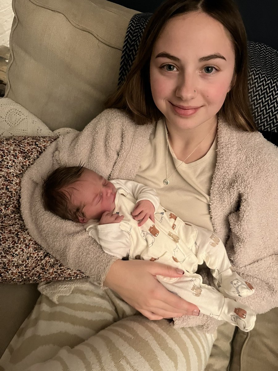 Simon Hill tweet media