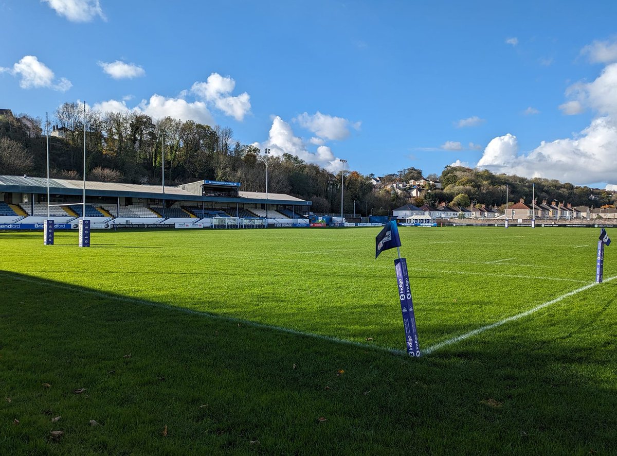 Nothing beats being there, especially when the pitch (once again!) looks this good... 

T-minus 5 hours and we're underway at the <a href="/DunravenWindows/">DunravenWindows</a> Brewery Field against <a href="/llandoveryrfc/">Clwb Rygbi Llanymddyfri</a> 

🏡