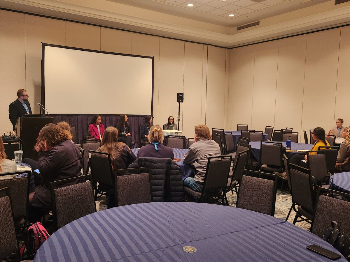 ACS Graduate Student Committee tweet media