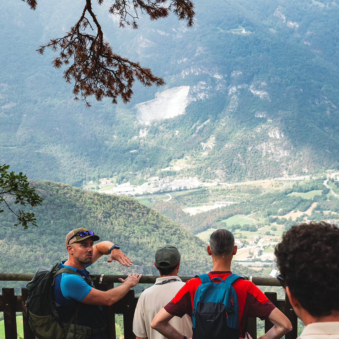 Bir yola baş koyduysanız, asla vazgeçmeyin. ✨Yol biraz çamurlu olsa bile…​

🧭 Peki siz #DaciaDuster’la nereye gidiyorsunuz?​

#MaceraDoluDacia #OutdoorLife​

Gösterilen özellikler Türkiye’de satılan araçlarda bulunmayabilir; farklılık gösterebilir.