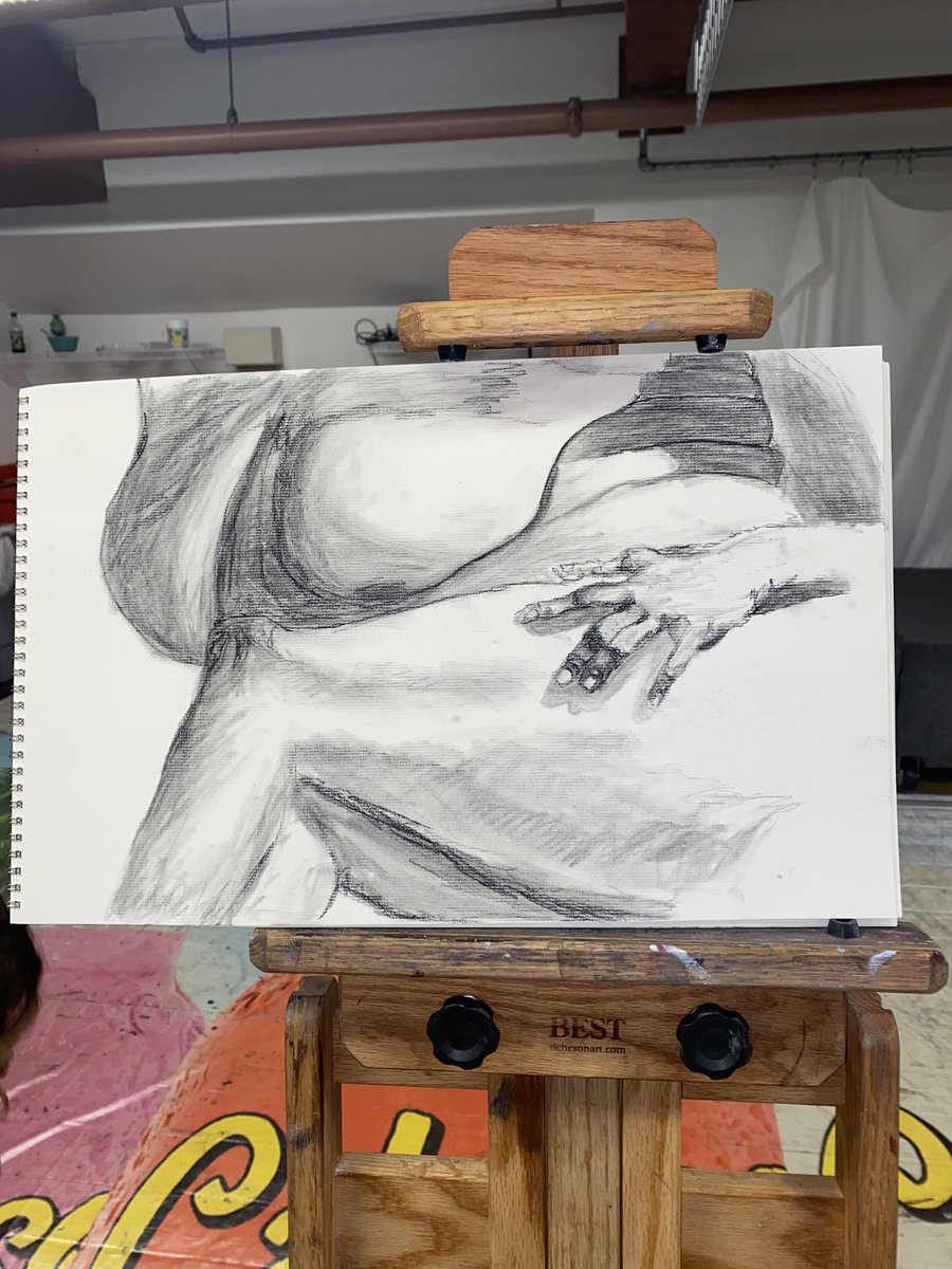 MimiChanPlush's tweet photo. #nude #model #modeling #nudemodeldrawing #fullbody #artists #columbusmodels #ohioart #portraits #art #plush #plushies #onlyfans #booked 🎨🖌️ https://t.co/Ppxc3qP2gy