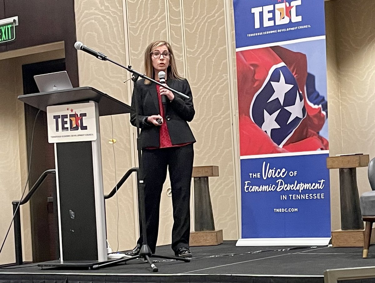ClaytonRWalker's tweet photo. I’m so proud to work with our team in Northeast #TN, not the least of which is April Eads from #BTES. April spent some this morning telling our peers at #TEDC Fall Conference about how we serve #ExistingIndustry Where #TN Begins Its Business Day!
Predictably, she crushed it. https://t.co/CQjSWpzHeu