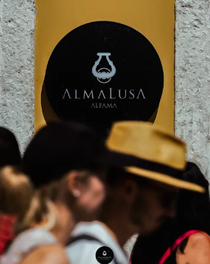 AlmalusaHotels's tweet photo. Ready to start planning our holidays, at our soon-to-open AlmaLusa Alfama, our newest boutique hotel in the heart of vibrant Lisbon. 🖤

Book your stay ahead of our opening: https://t.co/XWRJi7vXv1

#AtAlmaLusa #Alfama #NewHotel #Lisbon #AlfamaLisbon #BoutiqueHotels #Lisboa https://t.co/wGjaZUyOph