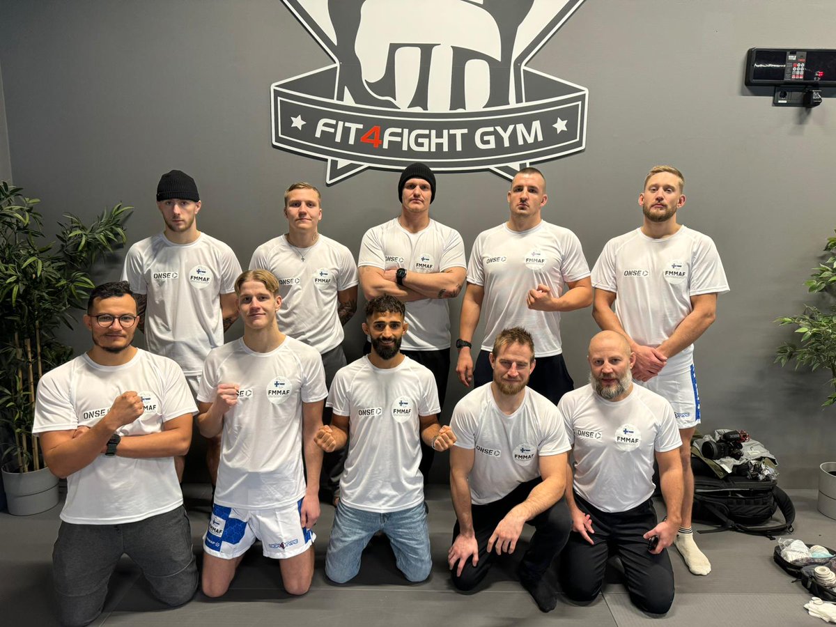 HeikkiKaijalain's tweet photo. Hyviä joukkueenjohtajan hommia 🙏 @FinMMAFed #FinnMMA #ahMMAt https://t.co/n7C3ktq96E