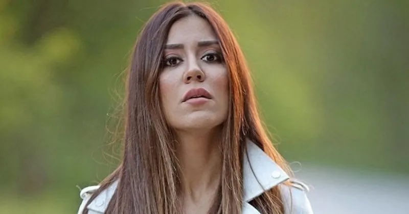 Dilan Polat ve Engin Polat'ın gözaltı görüntüleriyle dalga geçen şarkıcı ve sosyal medya fenomeni Banu Parlak, kooperatif dolandırıcılığı iddiasıyla gözaltına alındı.