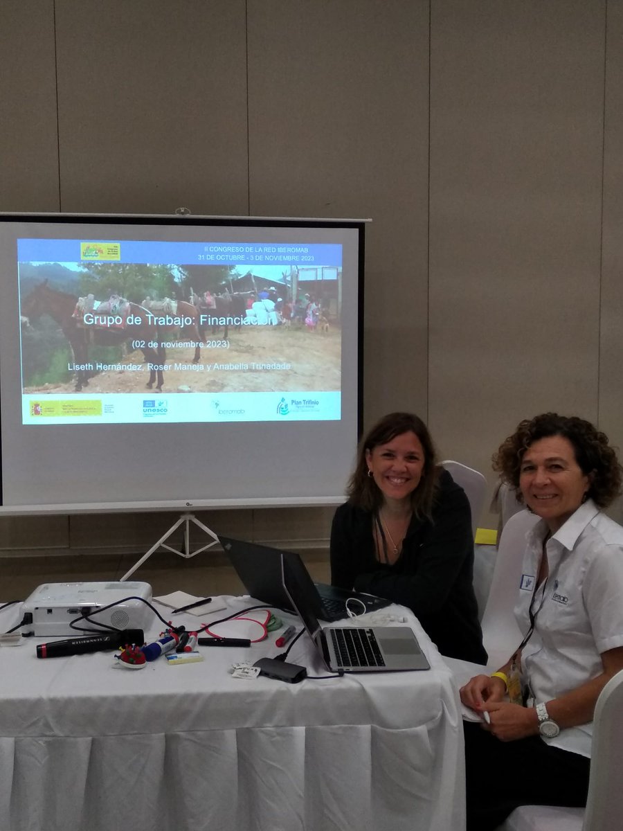 ctforestal's tweet photo. 🤝Finalizando el el 2⃣o Congreso de la Red IberoMAB con el grupo de trabajo sobre financiación en el que @RoserManeja ha sido relatora, la presentación de #UNESCOMED por parte de @mcromera y las📸de grupo de la delegación española al completo🤩 https://t.co/393WkpzRFa