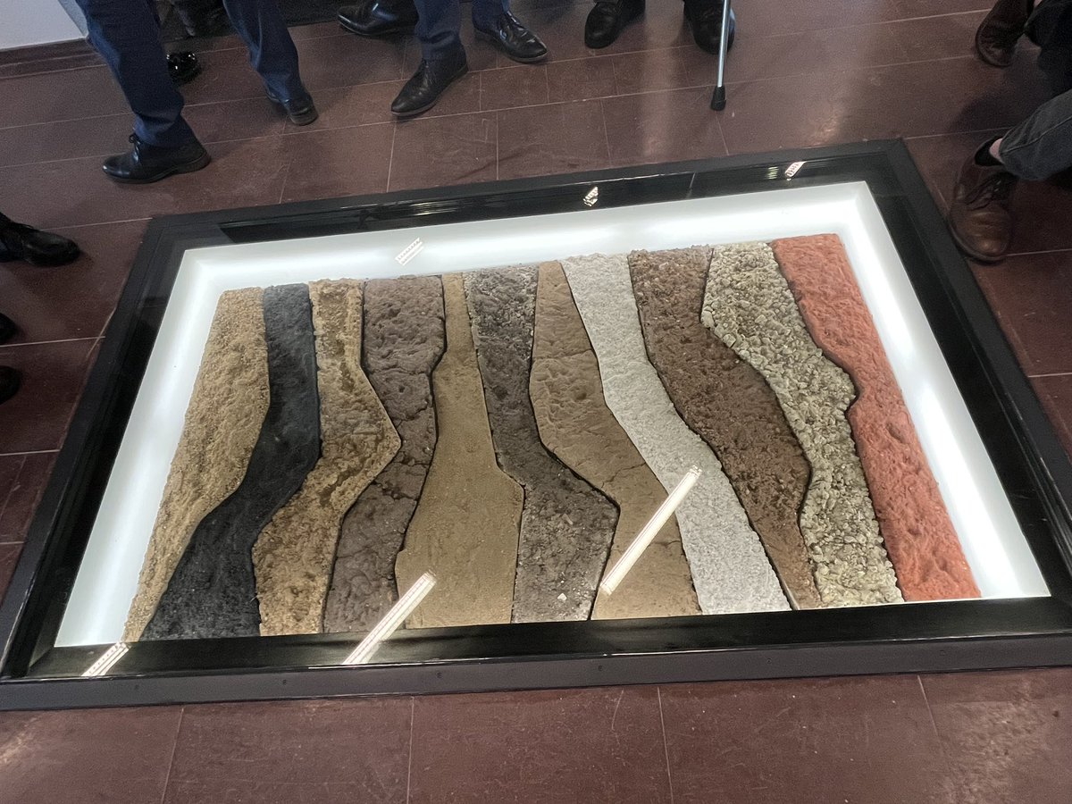 cia kroon tweet media