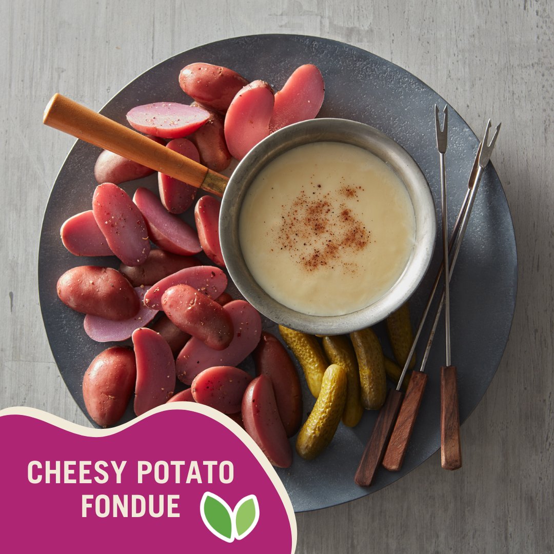 It’s #NationalFondueMonth! Dip into this mouthwatering Cheesy Potato Fondue, a melty, gooey delight that's comfort food at its finest.

bit.ly/2PTojn2  

#FondueMonth #CheesyPotatoFondue