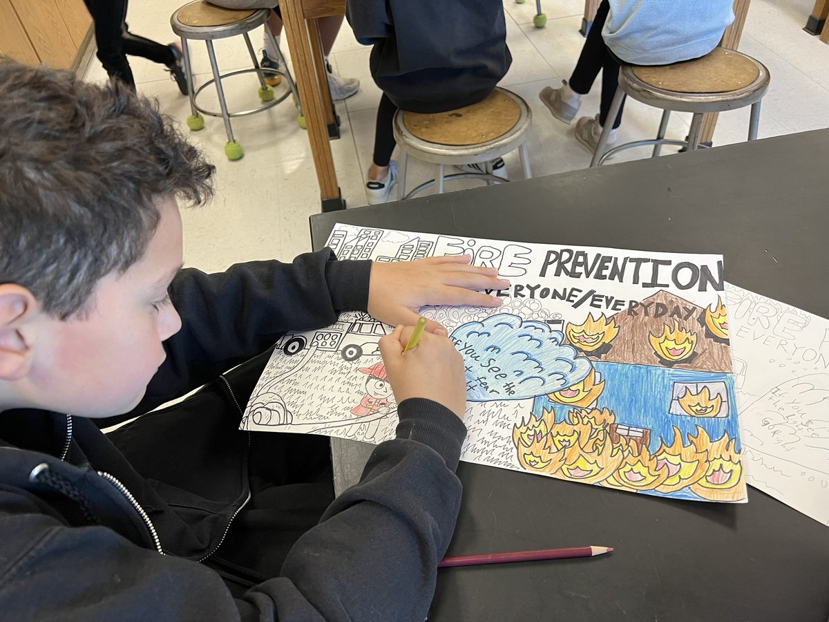 Windy Artists 👩🏻‍🎨 working hard on their Fire 🔥 Prevention Posters!