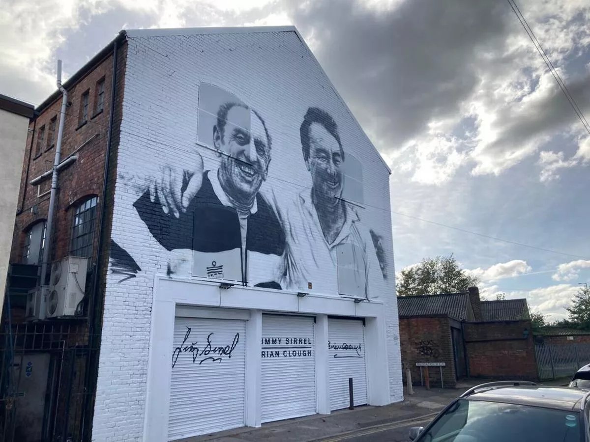 CommunityNFC's tweet image. Iconic Display of Sir Brian Clough &amp;amp; Jimmy Sirrel from @Official_NCFC and @NFFC @BBCNottingham @nottslive @SkySportsPL @footballontnt @DAZNFootball @beINSPORTS_EN @premierleague @EFL #Nottingham