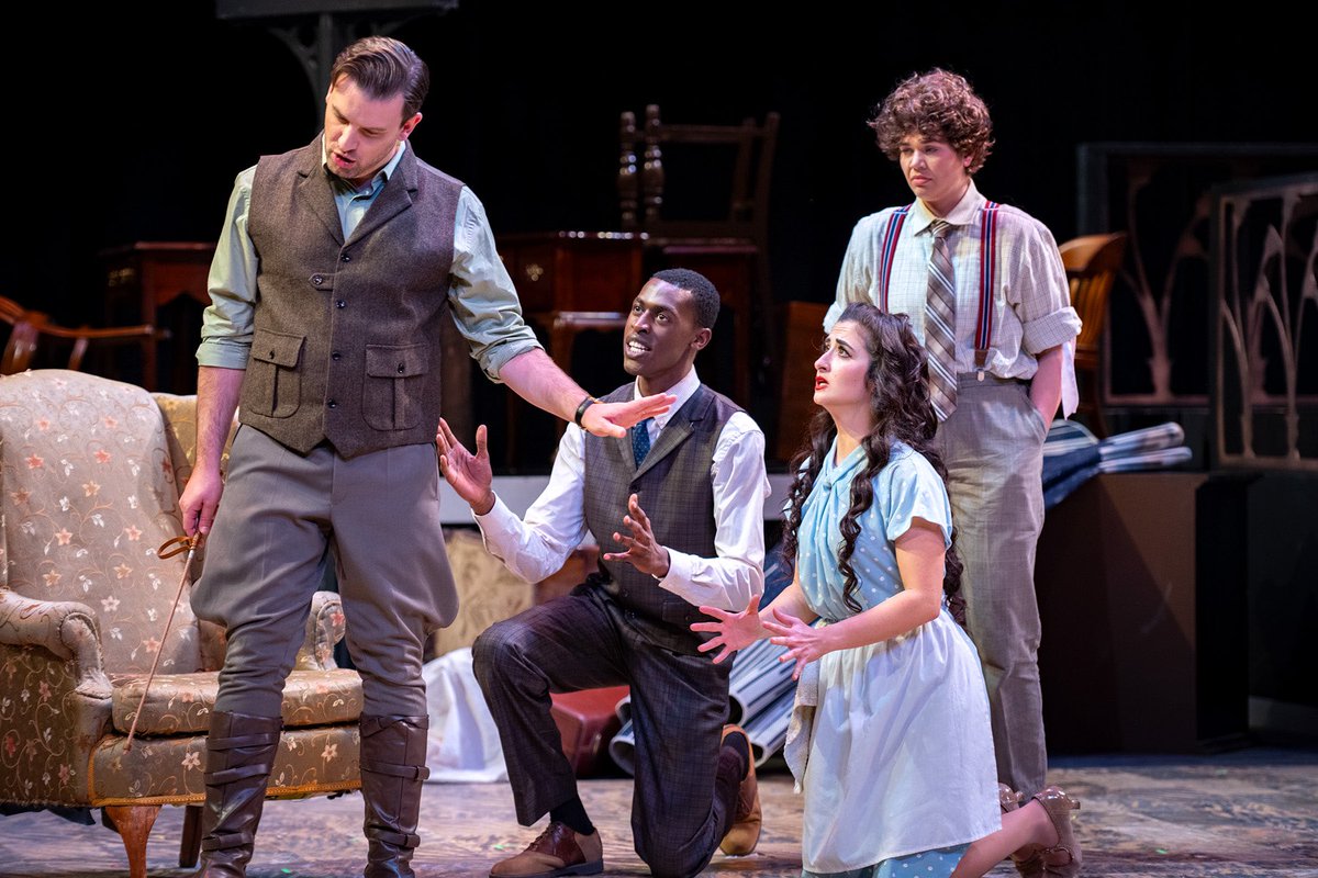 EllenSchlaefer's tweet photo. There is joy in the world, still. Some of it can be found at Drayton Hall Theatre n Columbia tonight. Nothing more capable of providing joy than Mozart + student young artists. https://t.co/K28Mv4WhGV