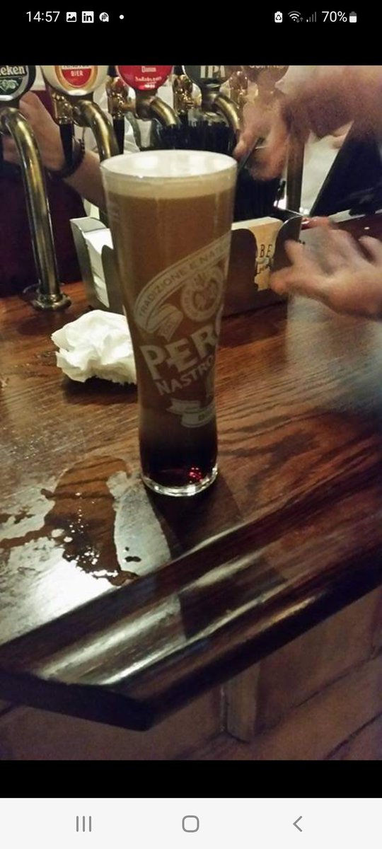 onzlo99's tweet photo. @shitlondonguinn This is from a few years ago at the Phoenix pub in Victoria. I should have thrown the pint back at the barman! https://t.co/U2GVqXBhnM