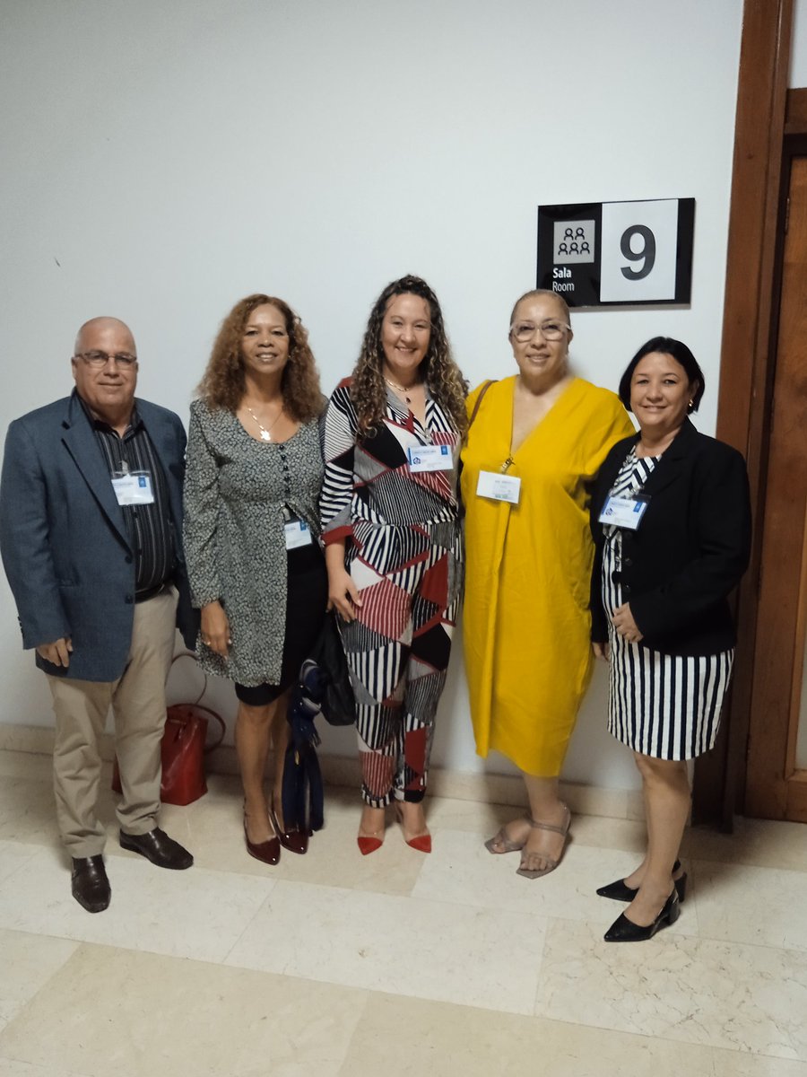 YagenPomares's tweet photo. Excelente oportunidad de intercambio de las  experiencias de #Cienfuegos en la Medicina Familiar con la Dra. Patricia Bernal Ocampo, Presidenta de la Conferencia Iberoamericana de Medicina Familiar. https://t.co/tlKPjFxvXA