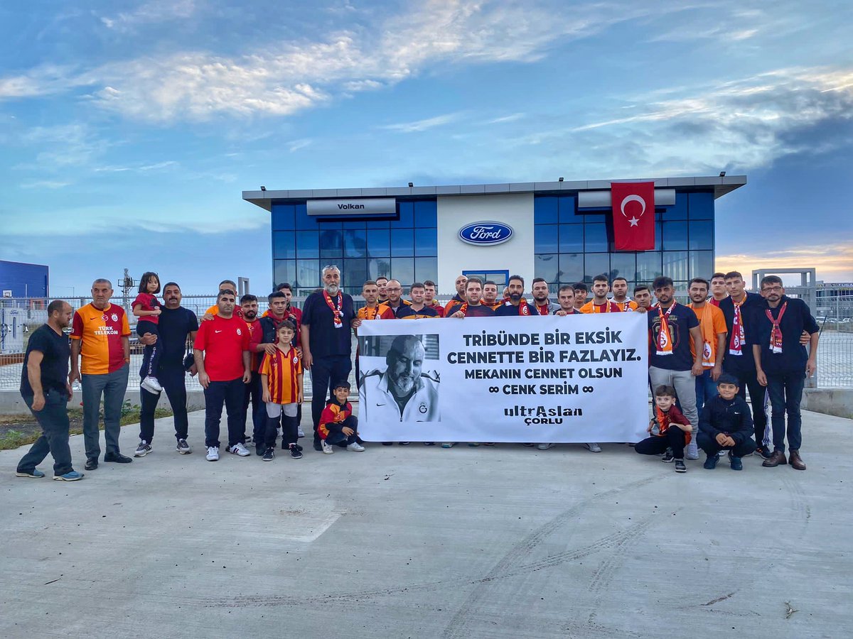 uacorlu's tweet photo. … #CenkSerim Kalbimizdesin! #uAÇorlu @uAYurtici https://t.co/k0x7dUkfcx