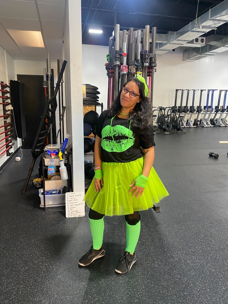 CFCedarGrove's tweet photo. Getting a 'boo-tiful' Halloween workout in!

FREE TRIAL 🔗 IN BIO 🏋🏽‍♀️ | ☎️ +1(973)313-5217 | 💬 DM US | 📧 E-MAIL https://t.co/CdVz3pcNaf