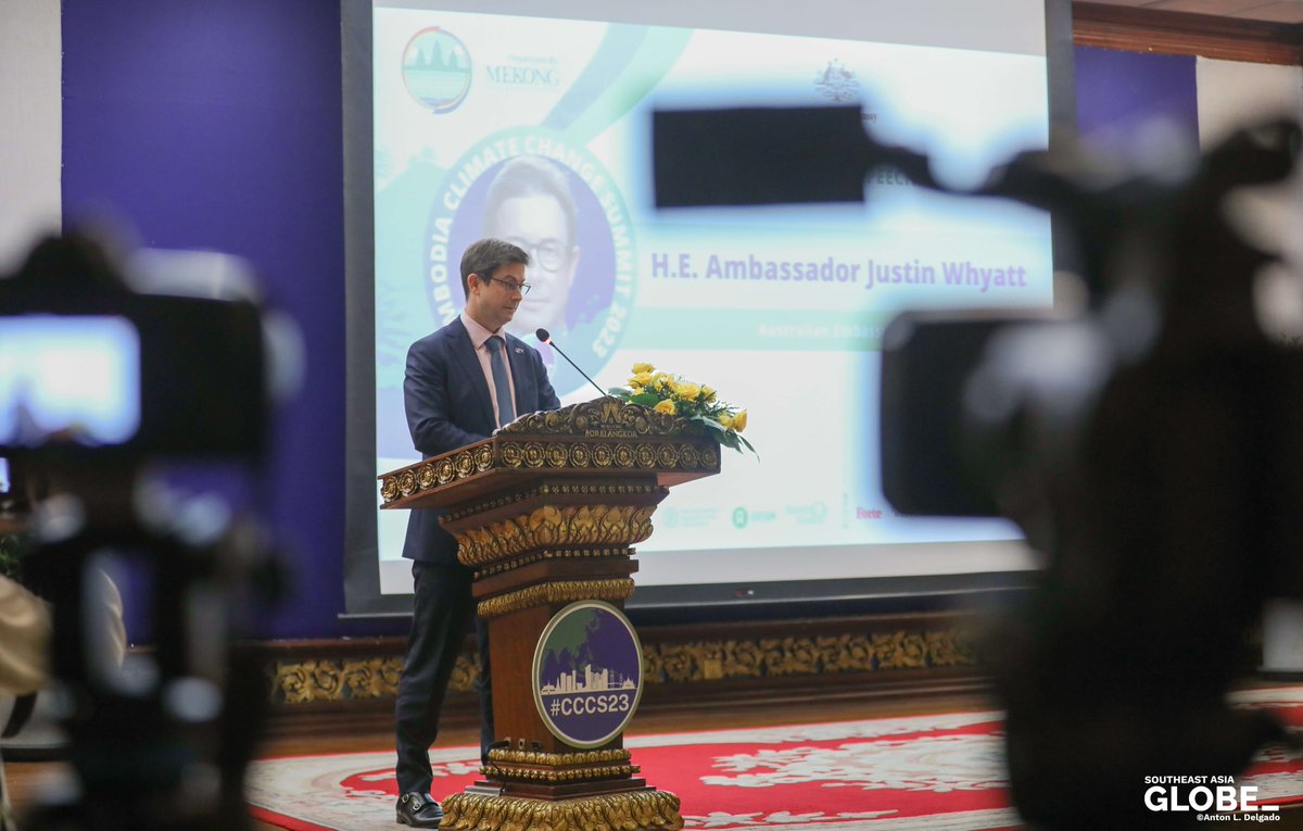 antonldelgado's tweet photo. @SophallethEang Day Two of #CCCS23 was 𝘉𝘰𝘯𝘨 𝘛𝘩𝘰𝘮 studded.
The opening remarks featured Neak Oknha Sear Rithy, @USAmbCambodia and @AusEmbPP.
After listening through the 23 minutes of speeches twice, my main take away is that I need to fix my white balance. https://t.co/ji0aUTBthp