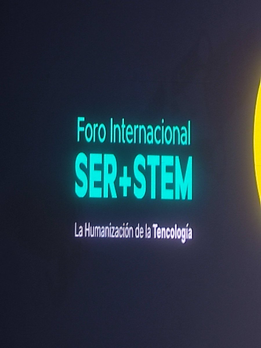 Elkin_david's tweet photo. @AlcaldiadeMed @EducacionMed @jdavidagudelo La humanización de la "Tencología" https://t.co/2OApYd28cw