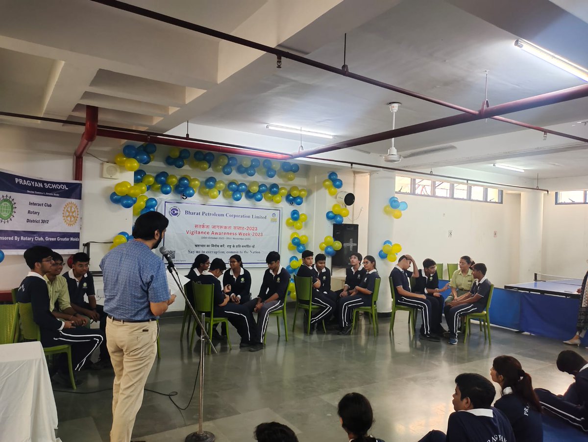 #VAW2023 @CVOBPCL @CVCIndia @BPCLimited @BPCLRetail 'VIGILANCE AWARENESS WEEK Quiz Competition' Today on 03.11.2023 under the Vigilance Awareness Week a Quiz Competition has been organized at Pragyan School among the std. 9th and 10th class students Event started by taking