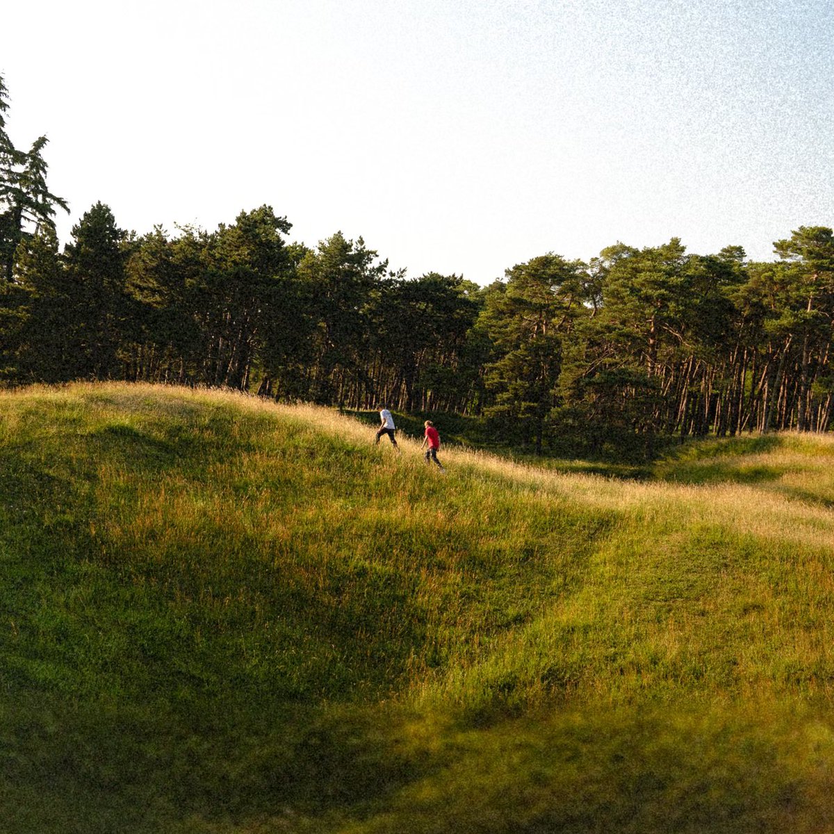 SendenAAA's tweet image. NOUVEL EP OUT ⛅️
check donc osboyz ⬇️