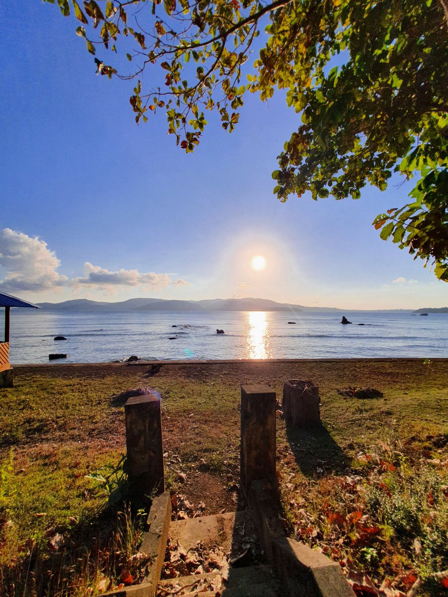 TechTurbanator's tweet image. Camera vs The Photos 🤝 

#GalaxyS10
@SamsungSA