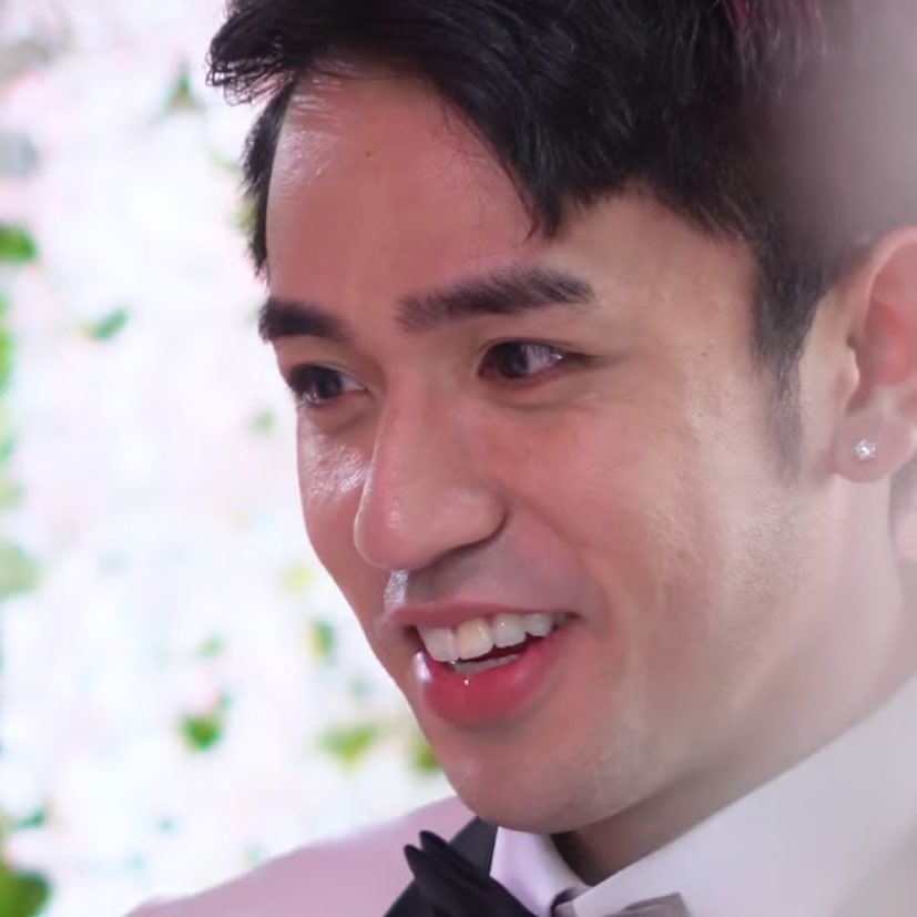 BarDality's tweet image. "lumipad tayo sa ere, pero hindi tayo sa dagat bumagsak kundi sa langit" - Monique Salazar Macario

MonDing Endgame
#MSKMHulingHamon
#DavidLicauco #BarbieForteza