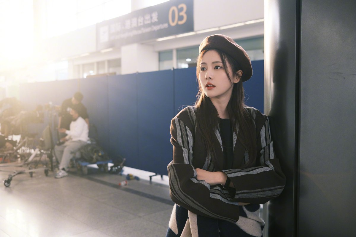 dablcpnk2's tweet photo. 231103 - Bailu's Weibo

"Today Zheng Shuyi will be meeting everyone. 

'I will not let love influence my career, neither will I sacrifice love for my career'
This is my most favourite line in the drama. 

The Zheng Shuyi in each and everyone's eyes may be different. She is a reporter, is a person who like to play cute, a little drama queen, an 'actress'. 

But removing all that, she is a bright person. Who has a clear vision on her future career path and is full of confidence. Who has never bowed down to defeat, clear-headed and independent.  

She may not be the brightest star in the sky, but she is the star that strives hard to shine the brightest.  

In the days of being Zheng Shuyi, I was happy. Who has shined upon me and I hope will bring shine to you all in front of the screen. 

Lastly, I wish all to have a pleasant time watching. "

#Bailu #OnlyForLove
#白鹿 #以爱为营

1/3