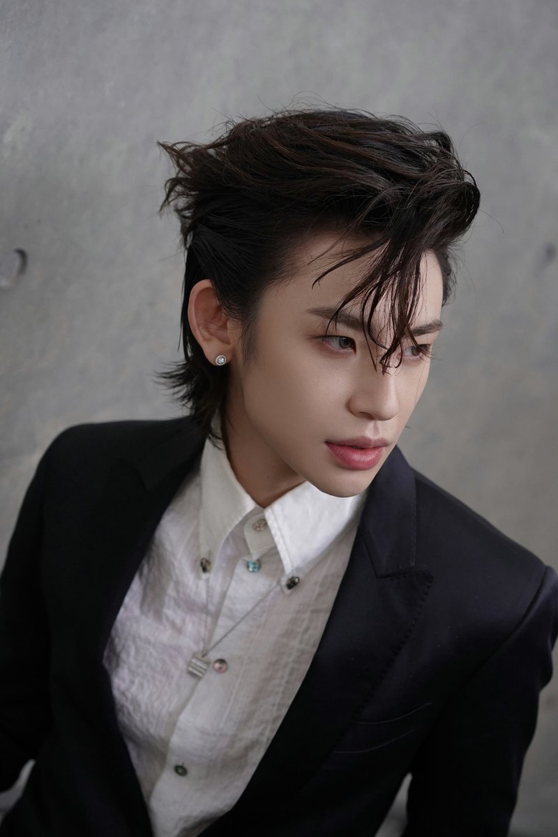 dramapotatoe's tweet image. #XiaoGui for ELLE Style Awards 2023 

More - weibo.com/5687265477/496…