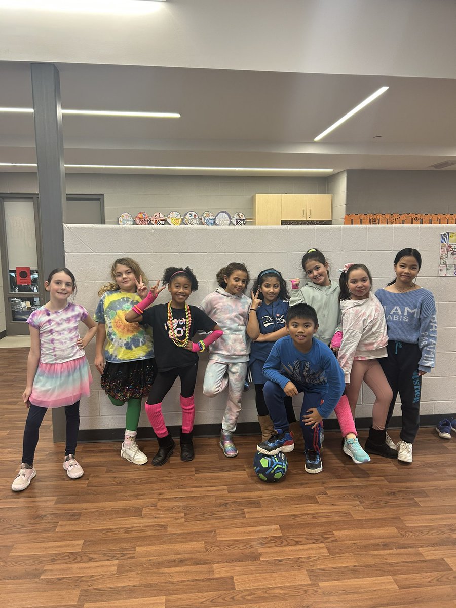 Mrs. Sparkes tweet media