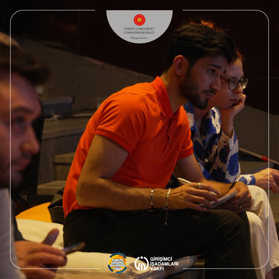 tgbulusmasi's tweet photo. "Girişimcilikte Fikri Mülkiyet Hakları" panelimiz için izleyicilerden gelen soruları konuşmacılarımız cevapladı. https://t.co/5jHefZw4wY