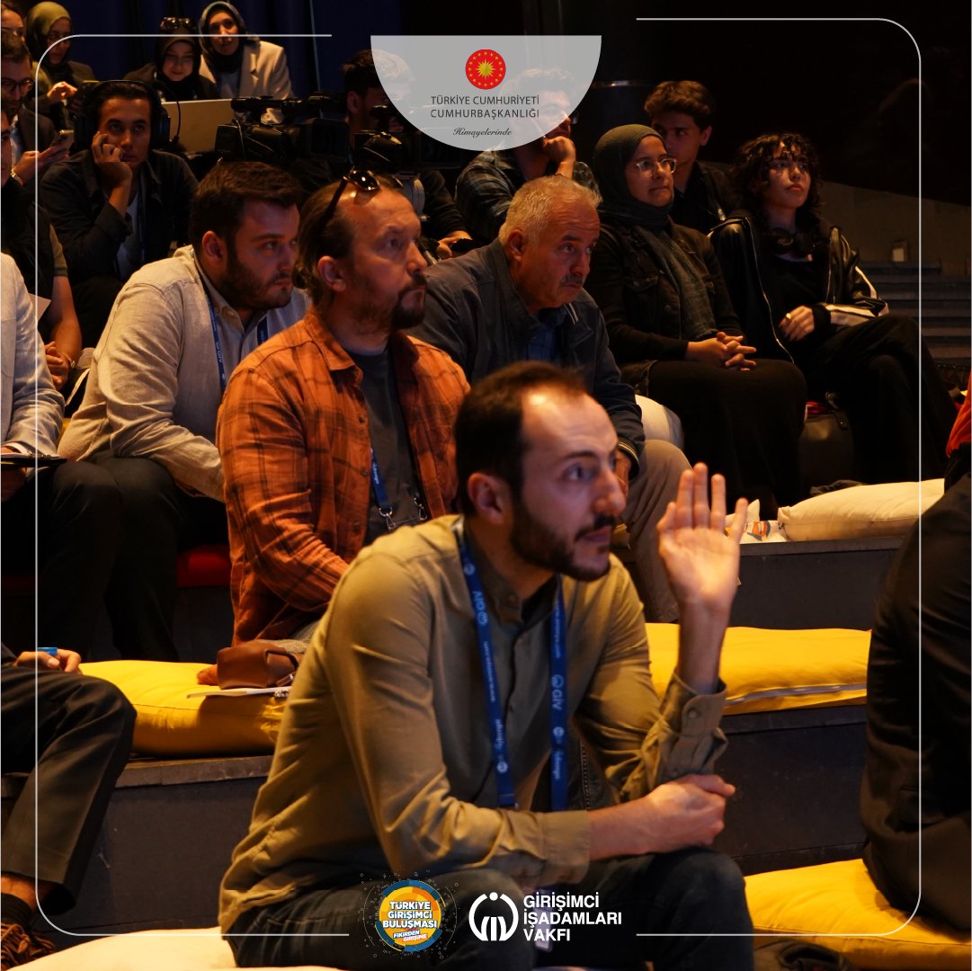 tgbulusmasi's tweet photo. "Girişimcilikte Fikri Mülkiyet Hakları" panelimiz için izleyicilerden gelen soruları konuşmacılarımız cevapladı. https://t.co/5jHefZw4wY