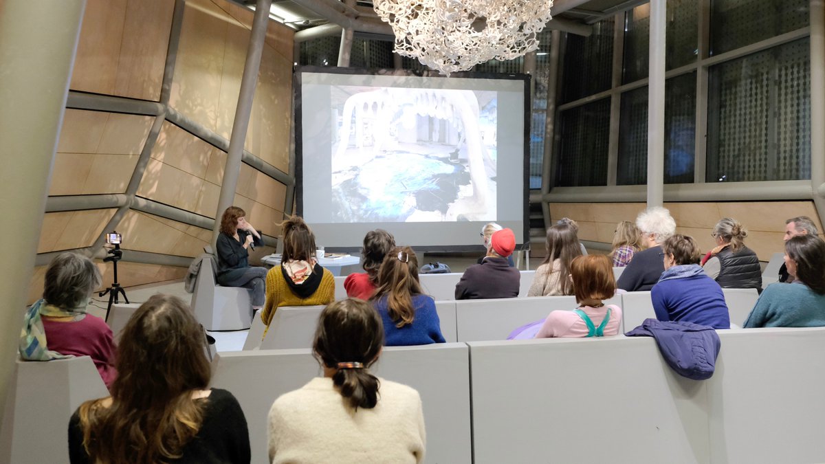 🎬 Clap de fin de saison pour les Nocturnes Féministes !
Merci à Nina Santes d'être venue nous partager son rapport au corps et à la maternité.
À bientôt pour la prochaine saison 👋