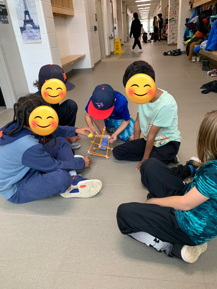 MrsHessel7's tweet photo. So proud of our kiddos and their innovation with our first #STEM day! Scribble bots, STEM stations, pencil catapults and coding micro:bits. The energy in these classrooms was incredible @alicialeeusher @StefTurner97 @dtangred @SACTVDSB https://t.co/3sdmHAY47J
