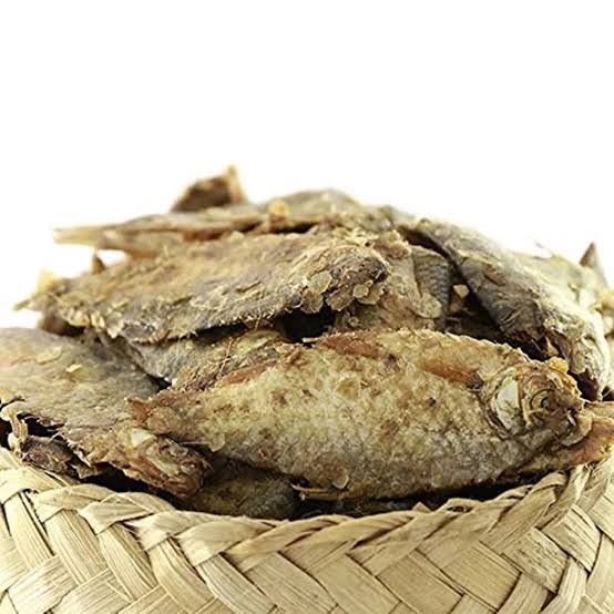 Ethnic people of #NEIndia have great love for indigenous fermented food products,dried fishe products eg.Karoti in Assam,Tungtap in Meghalaya. In #Manipur, likewise, Ngari and Hentak are two such products.The methods of preservation are traditionally used with cultural identity.
