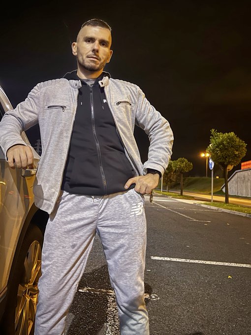 Wearing my new tracksuit with a zipper in the crotch, looking for a quickie after the gym 😎 @werther1_men<a href="/tag/homemade"class="tags"><span>#homemade</span></a><a href="/tag/whitesocks"class="tags"><span>#whitesocks</span></a><a href="/tag/fuckable"class="tags"><span>#fuckable</span></a><a href="/tag/tracksuit"class="tags"><span>#tracksuit</span></a><a href="/tag/bottoms"class="tags"><span>#bottoms</span></a>