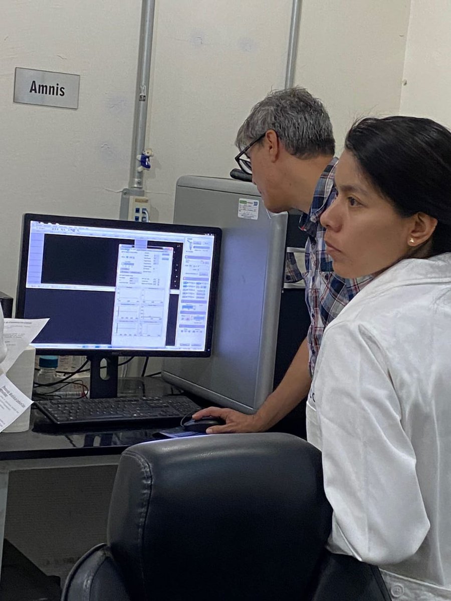 ibt_unam's tweet image. Gracias a los técnicos académicos del IBT, que compartieron con alrededor de 300 estudiantes de licenciatura y posgrado, los detalles de su gran experiencia en las técnicas experimentales presentadas a lo largo del ciclo ##OrgulloUNAM #OrgulloIBT