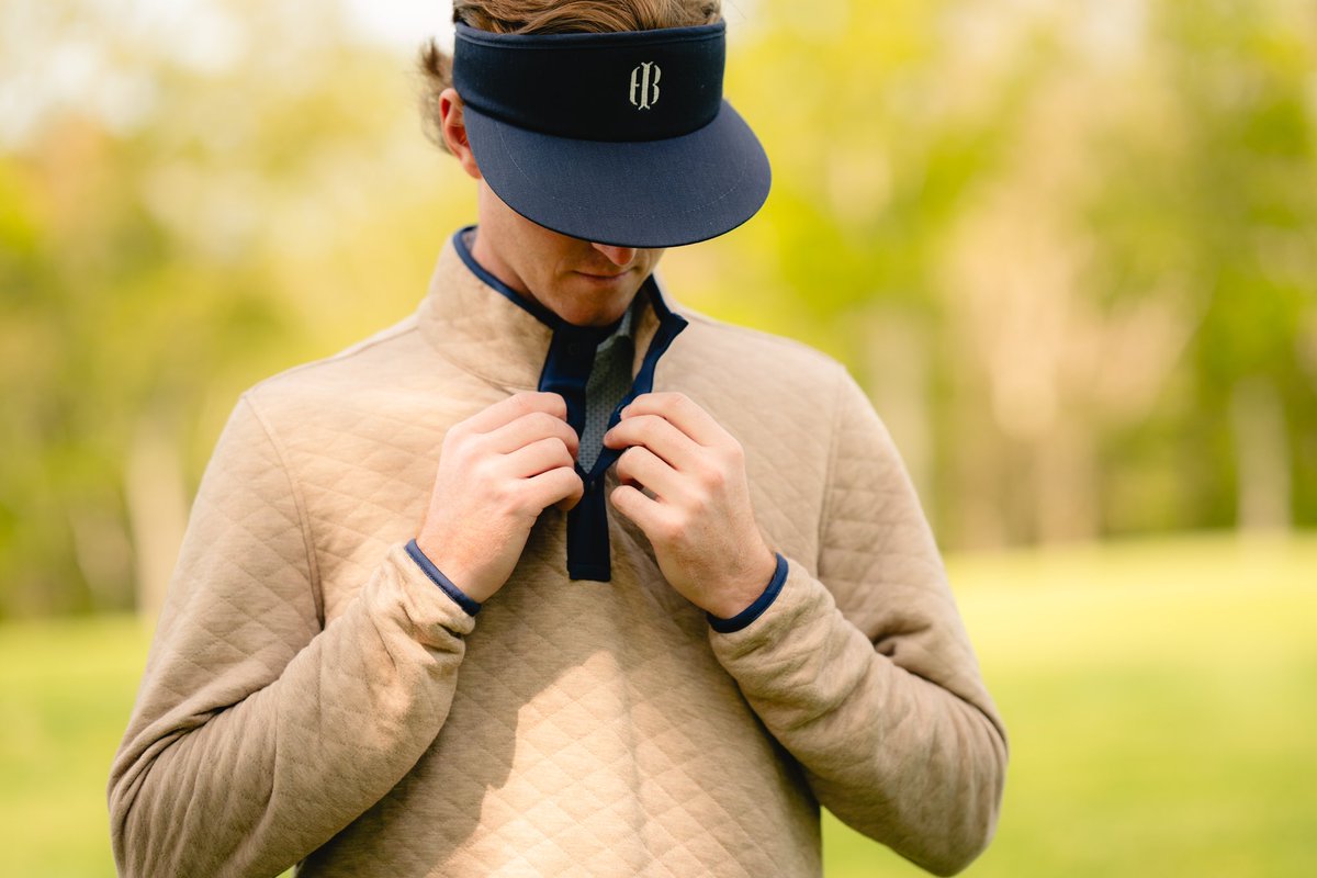 GolfThreadsBlog's tweet image. 🍂 LAST CHANCE to enter our giveaway with @hbgolfusa for a chance to win one of these Sullivan Quarter-Snaps. Get in now! 👉 holdernessandbourne.com/pages/h-b-x-go…