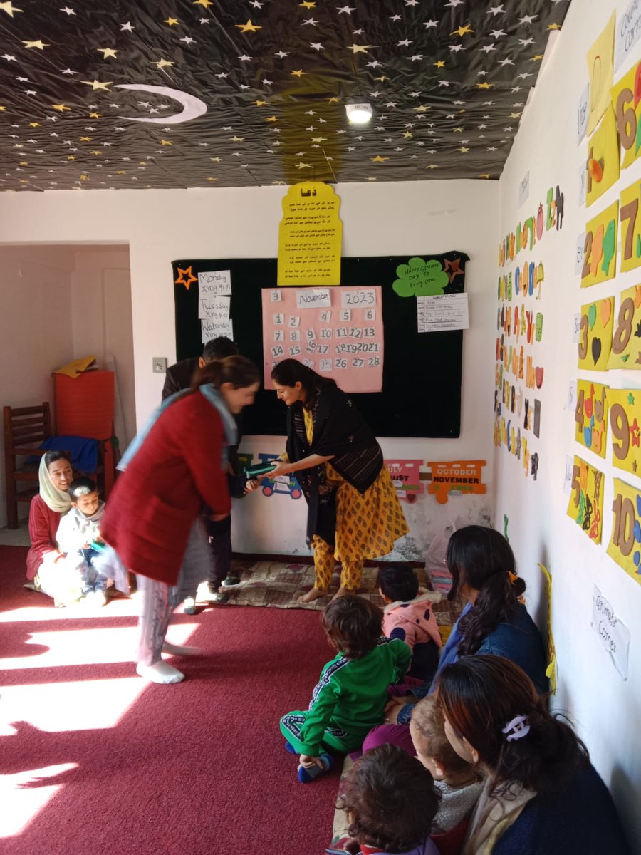 baqartaihan's tweet image. A beautiful day i spent with kids &amp;amp; vibrant mothers at agah walidain dorkhan of rupani foundation on the occasion of closing ceremoney of sports week, thanks Najma for inviting me as guest for award distribution
#rupanifoundation
#agahwalidainprijectdorkhan
#tmsdorkhan
#sports