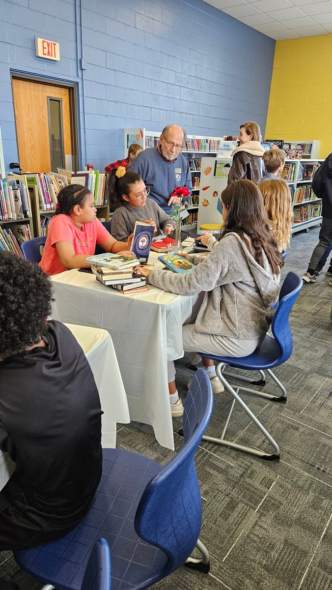 Woodridge Dist 68 tweet media