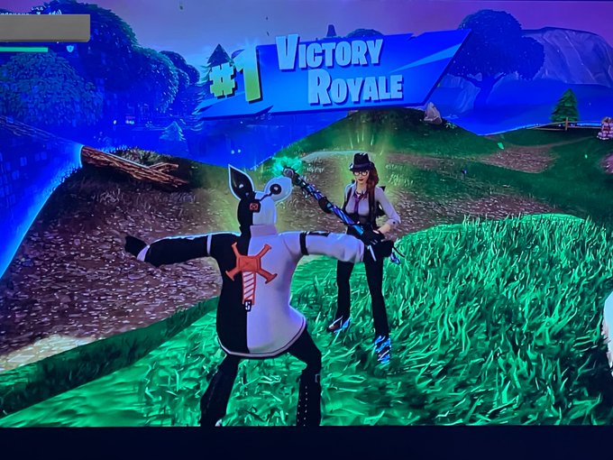 やばすぎる🤣超懐かしくて笑った🤣🤣 楽しすぎた🤣ナイスビクロイ👑 ありがとう😊 #FortniteOG https://t.co/eSVDQ7Rfgs<a href="/tag/fortniteog"class="tags">#FortniteOG</a>