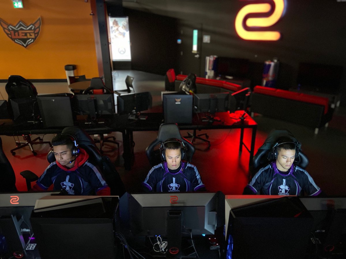 Toronto Fortnite 🍁 tweet media