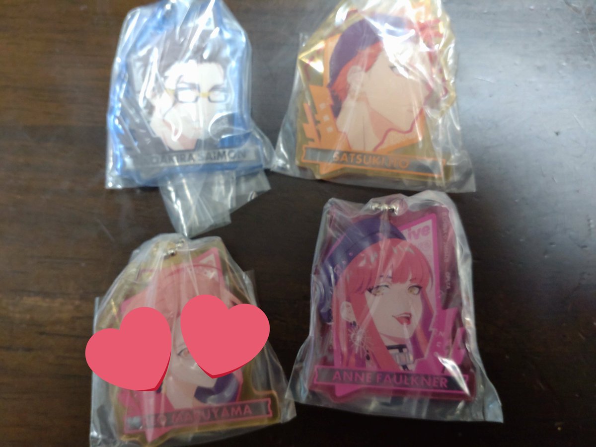 【交換】Paradox Live   パラライ パラアニ ガチャ ガチャガチャ カプセルアクリルチャーム

〈譲〉アン　直明　紗月

〈求〉リュウ

11/4AGF内もしくは13時以降にアニメイト前手渡し希望。