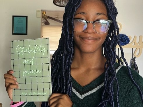Hillcrest HS Junior Publishes Her First Novel: "Stability And Peace" Check out the article and link to purchase her novel! Amazing job! 

patch.com/illinois/tinle…

#hillcresthawkpride