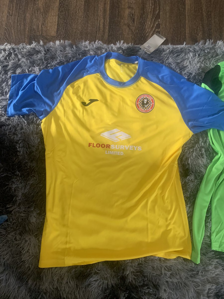 🔵🟡I’d like to thank @floorsurveys for sponsoring our new kit🔵🟡
Team photos to follow!