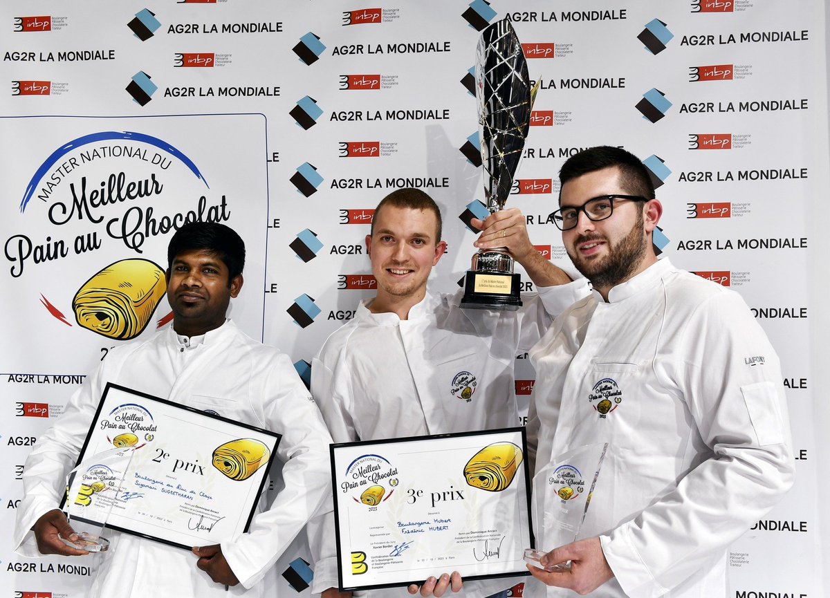 iThamizhi's tweet photo. Another [culinary] success of Tamil diaspora ❤️💛

Sugeetharan Sigamani: won the best Pain au Chocolat in Paris &amp; 2nd best in France

Tharshan Selvarajah, baker who migrated in 2006: won the title of having the best baguette in Paris, 2023
#அறிவோம்ஈழம் https://t.co/OBvYL13ZbA