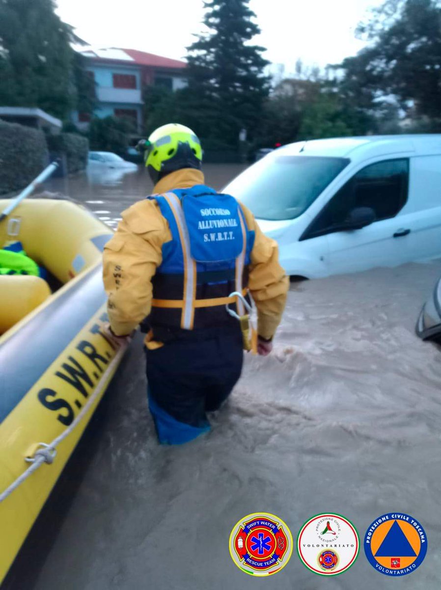 #Emergenza maltempo <a href="/regionetoscana/">Regione Toscana</a>.
Continuano le attività di #ricerca e #soccorso in ambiente alluvionale, delle nostre tre squadre attivate sul territorio regionale con la <a href="/ProtCivileRT/">Protezione Civile Regione Toscana</a> Colonna Mobile Regione Toscana
soccorsoalluvionale.it/2023/11/emerge…
#alluvione #protezionecivile