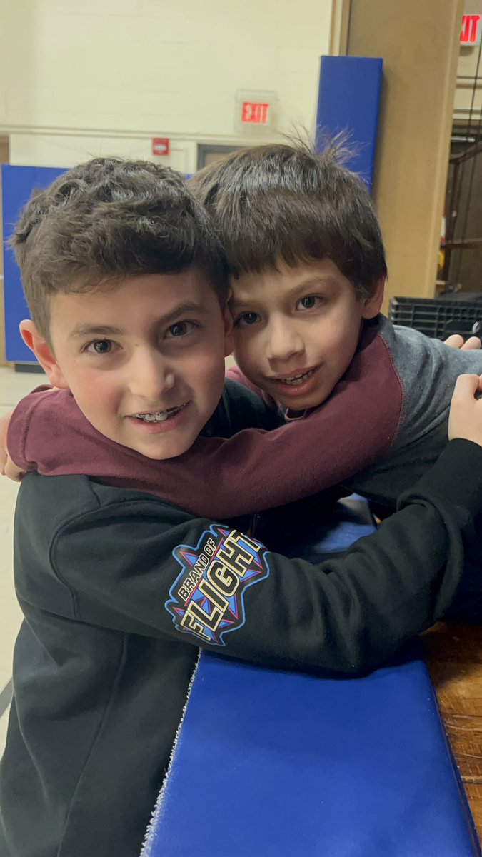 Taylor Wyatt tweet media