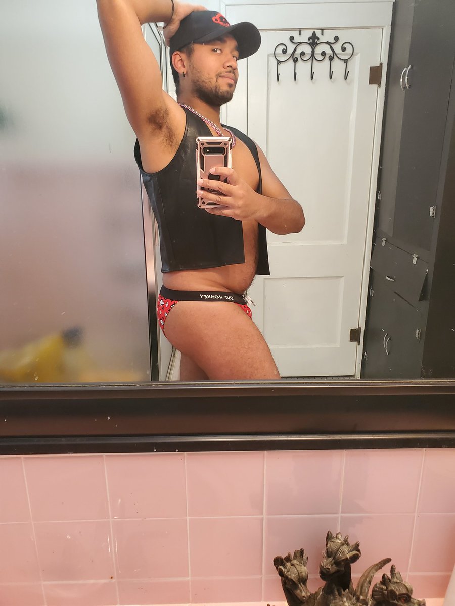 AvisoPup's tweet photo. New vest paired with my favorite bikini and match hat. Had to show off a little. #leather #bikini #gay #tattoo #slut #slutmonkey https://t.co/8V1dZB2kMr