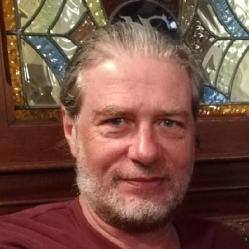 NewstalkFM's tweet photo. “To us it really doesn't seem like much of an effort was made.”

The family of a man who lay dead in a Dublin morgue for five days before anyone was notified have said it is “unbelievable” nobody tried to contact them.

Listen Back ⬇️