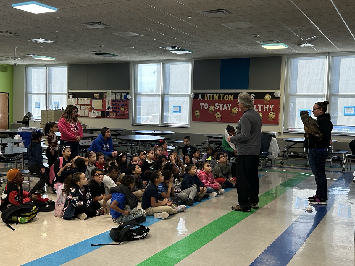 Second graders <a href="/RCSDsch22/">Abraham Lincoln 22</a> had special visitors from Wild Wings today. We loved having Judge John and all of his feathered friends. #whatwedoat22 <a href="/RCSDNYS/">Rochester City School District</a>